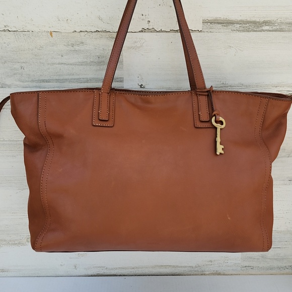 FOSSIL LEATHER TOTE BAG - Picture 13 of 13